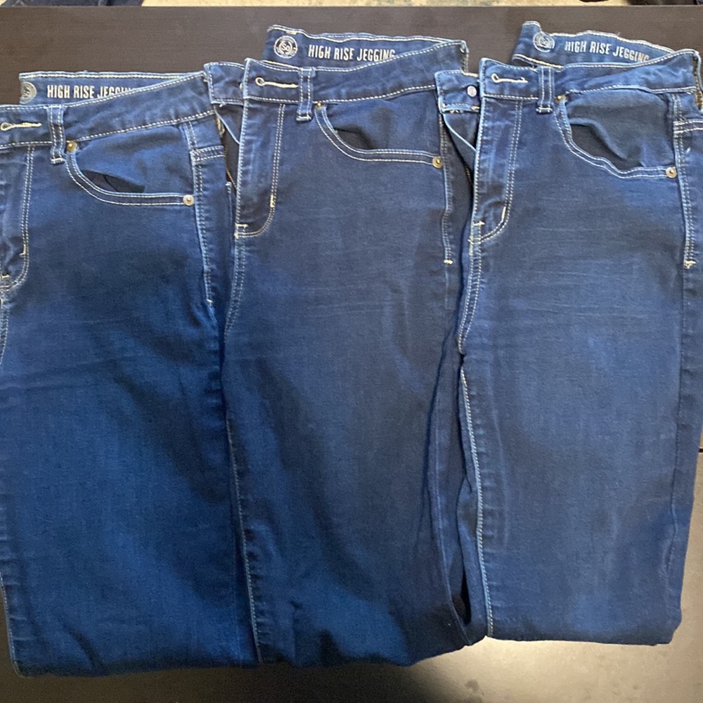 SO High Rise Jegging Size 5 Dark Blue. Lot of 3 pairs.